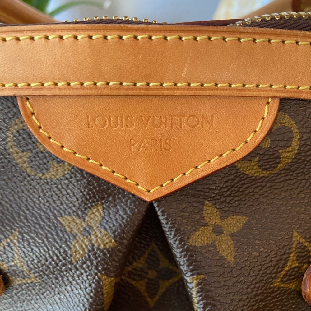 🎉Louis Vuitton 🎉Tivoli GM - Picture 2 of 16